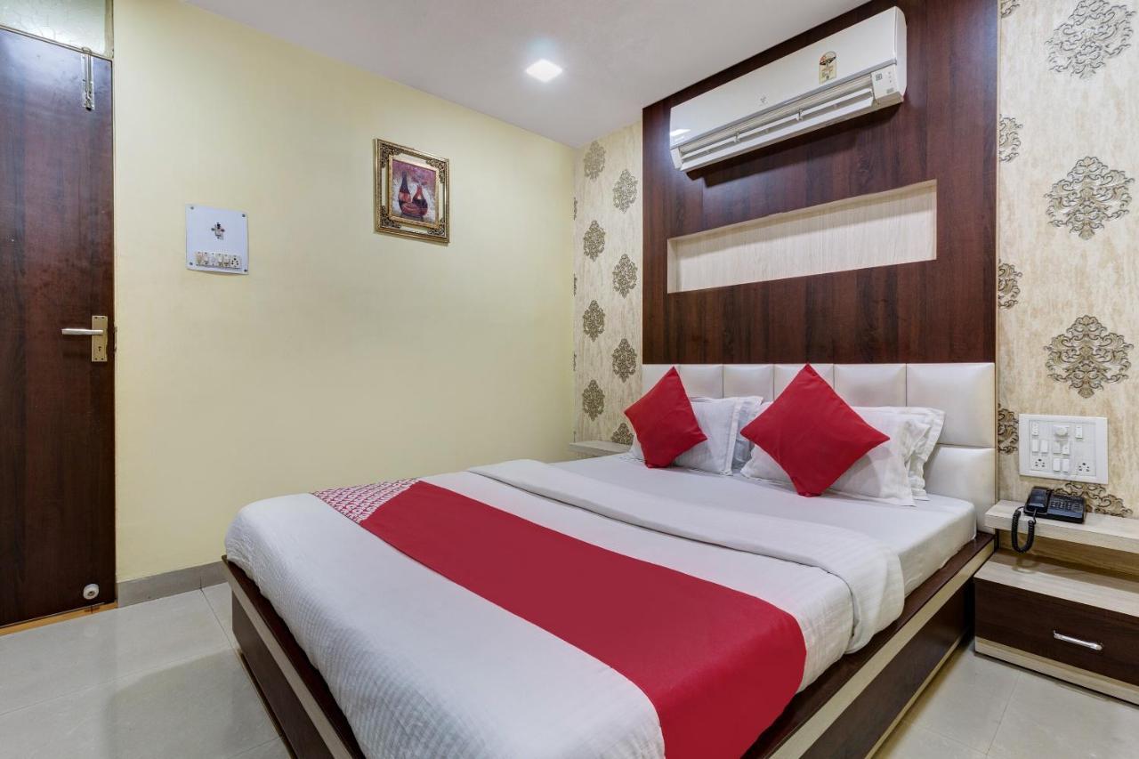 Oyo Hotel Satguru Jamshedpur Exterior photo