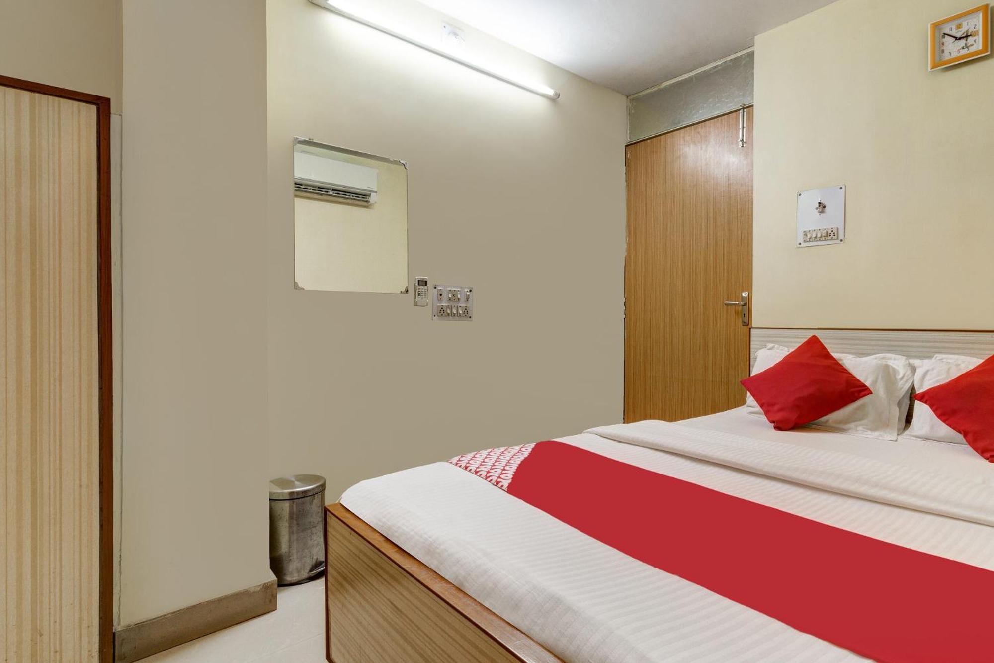 Oyo Hotel Satguru Jamshedpur Exterior photo